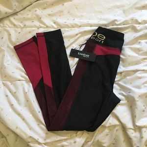 NWT BEBE Magenta & Black Workout Leggings